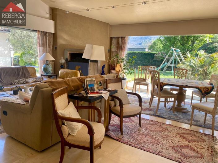 Image No.5-4 Bed House for sale