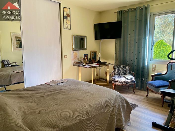 Image No.9-4 Bed House for sale