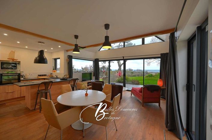 Image No.15-5 Bed House for sale