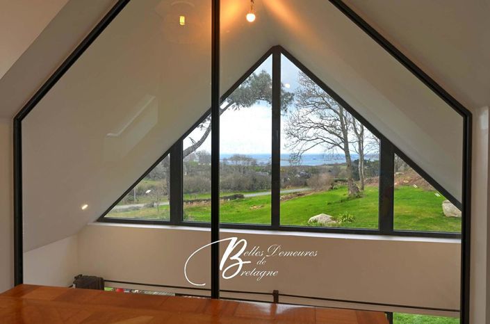 Image No.18-5 Bed House for sale