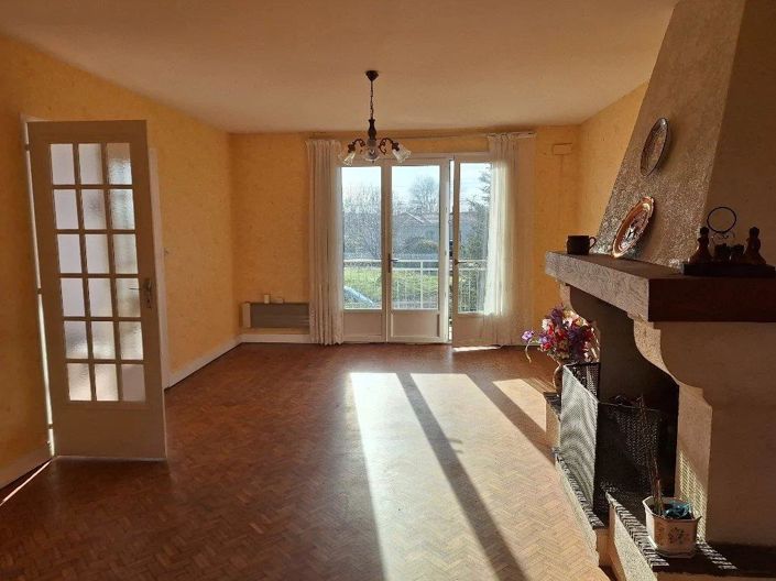 Image No.7-4 Bed House for sale