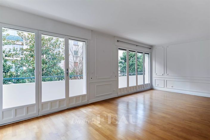 Image No.1-3 Bed Apartment for sale