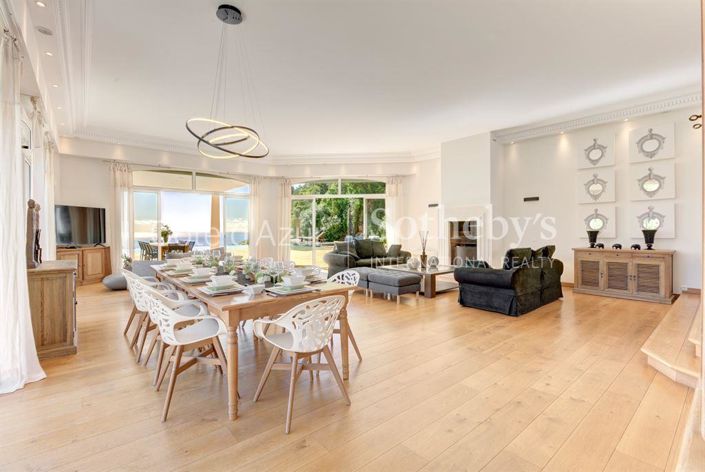 Image No.4-6 Bed Property for sale