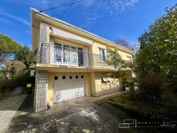 1 - Auch, House