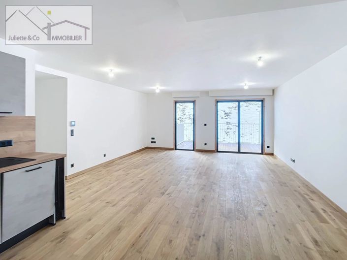 Image No.1-3 Bed Apartment for sale