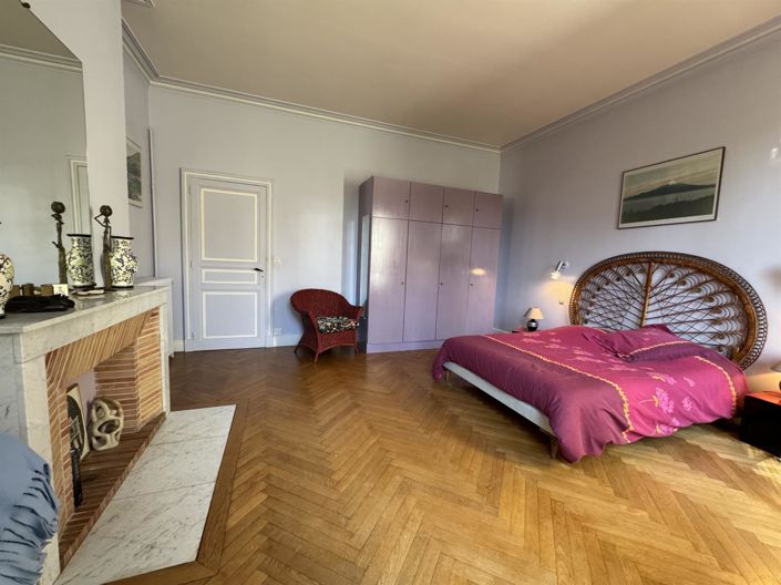 Image No.13-4 Bed House for sale