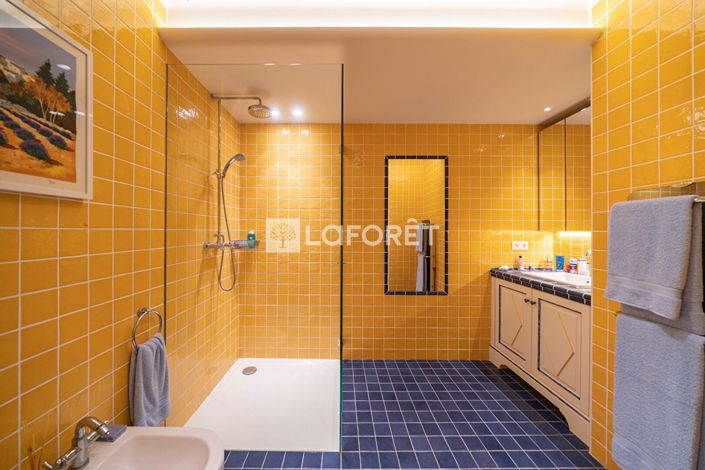 Image No.10-4 Bed Property for sale