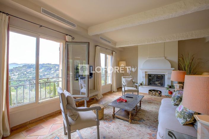 Image No.6-4 Bed Property for sale