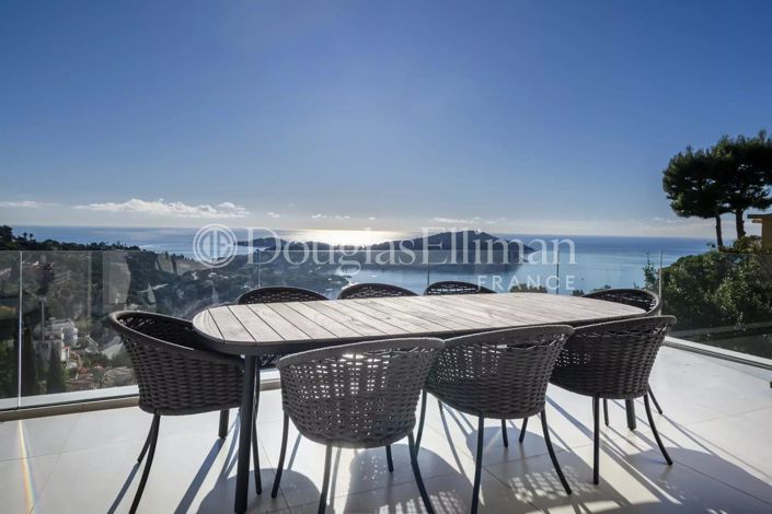 Image No.5-6 Bed House for sale