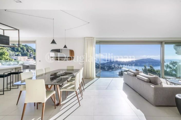 Image No.6-6 Bed House for sale