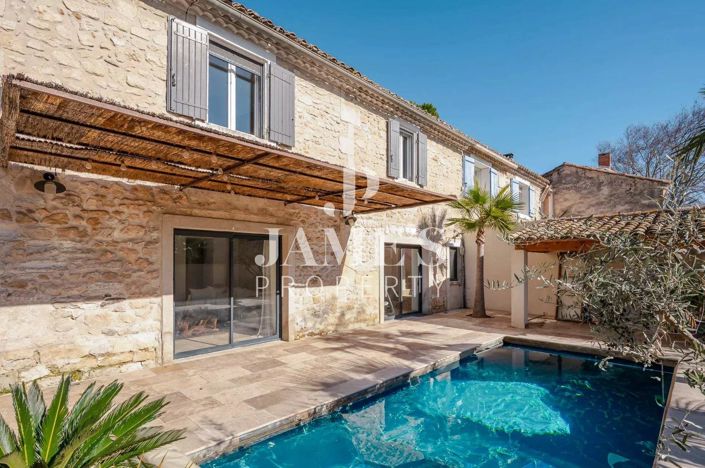 Image No.1-4 Bed House for sale