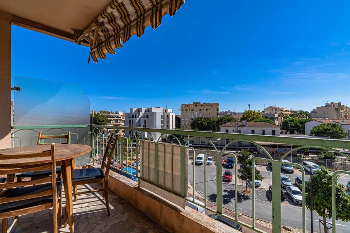 Image No.1-2 Bed Apartment for sale