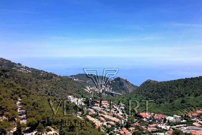 Image No.9-6 Bed House for sale