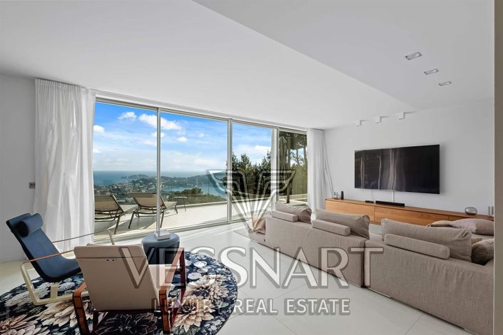 Image No.5-5 Bed House for sale