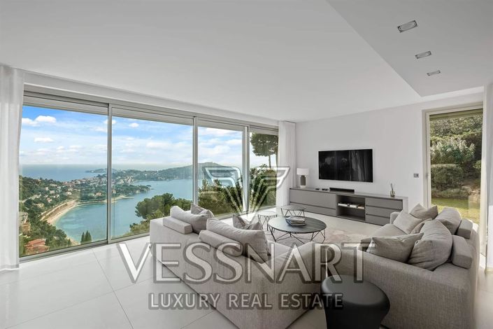 Image No.7-5 Bed House for sale