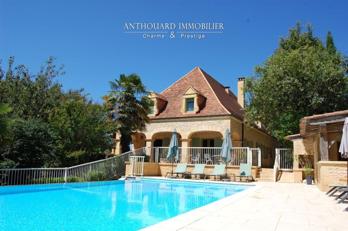 Image No.1-14 Bed House for sale