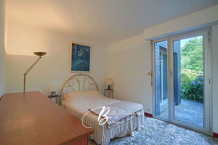 Image No.15-3 Bed House for sale