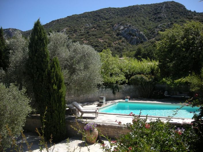 Image No.2-6 Bed House for sale