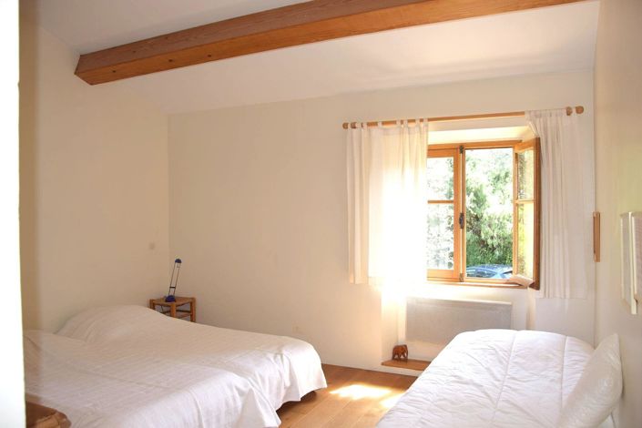 Image No.15-4 Bed House for sale