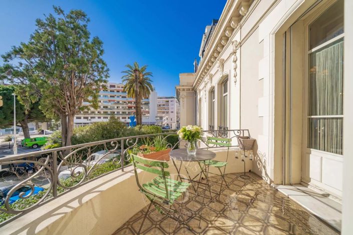 Image No.1-2 Bed Apartment for sale