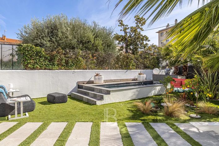 Image No.8-3 Bed House for sale