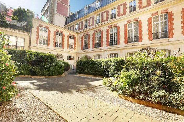 Image No.1-3 Bed Apartment for sale