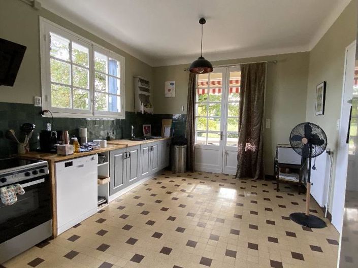 Image No.4-4 Bed House for sale