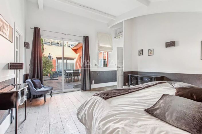 Image No.10-4 Bed Apartment for sale