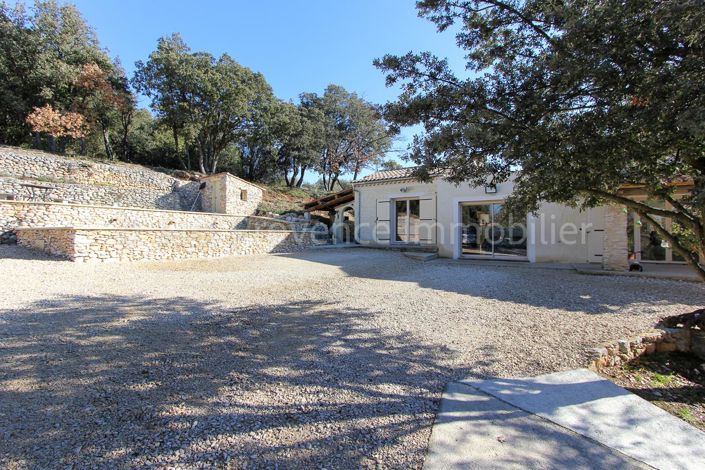 Image No.1-4 Bed House for sale