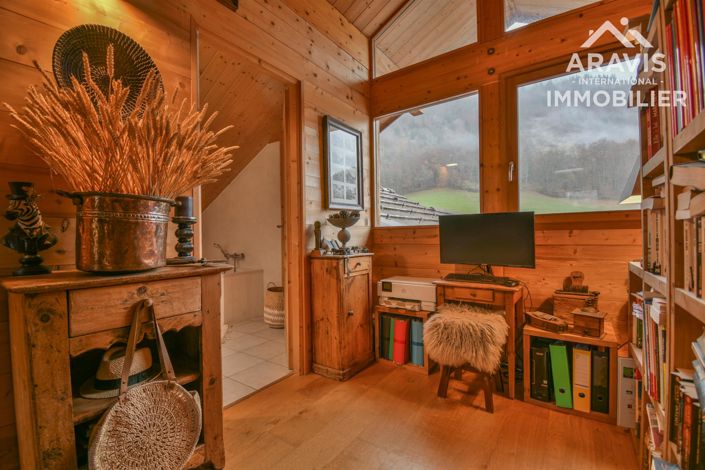 Image No.14-4 Bed House for sale