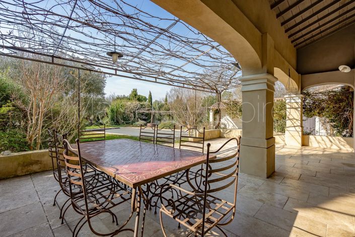 Image No.17-5 Bed House for sale