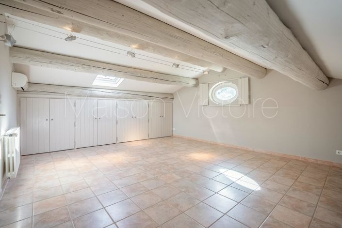 Image No.20-5 Bed House for sale