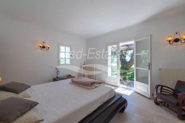 Image No.10-Maison de 6 chambres à vendre à La Garde-Freinet