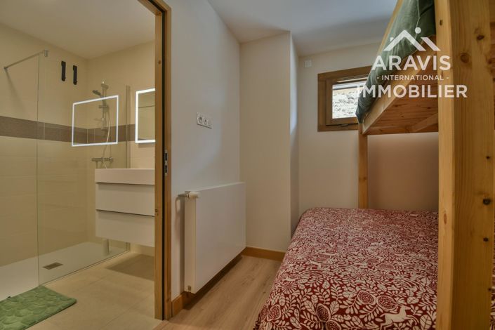 Image No.12-3 Bed Apartment for sale