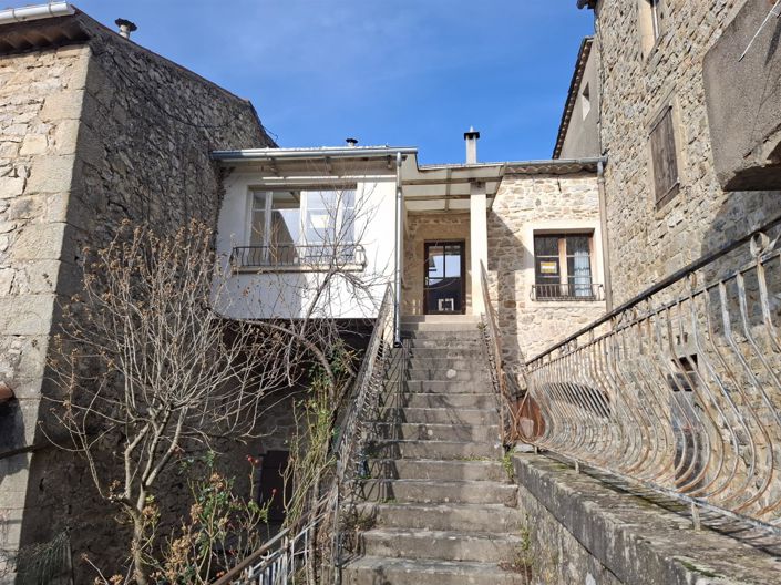 Image No.1-Maison de 1 chambre à vendre à Banne