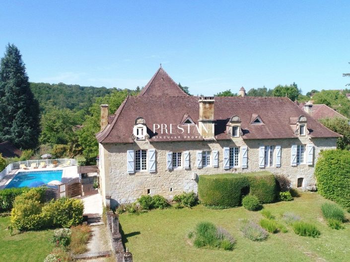 Image No.1-Propriété de 14 chambres à vendre à Groléjac