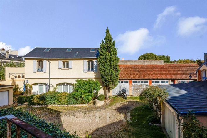 Image No.10-3 Bed Apartment for sale