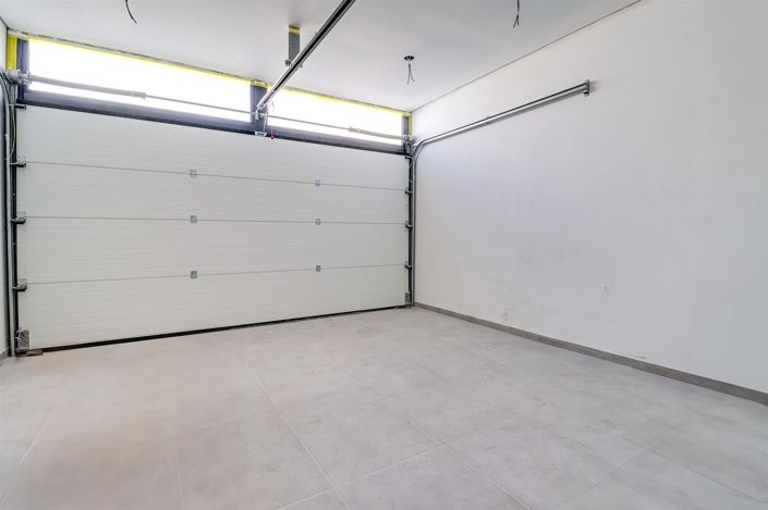 Image No.43-3 Bed House for sale