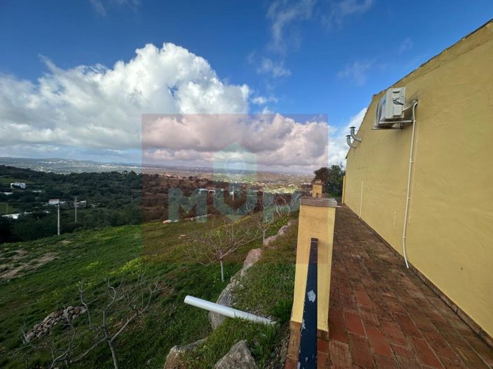 Image No.6-2 Bed House for sale