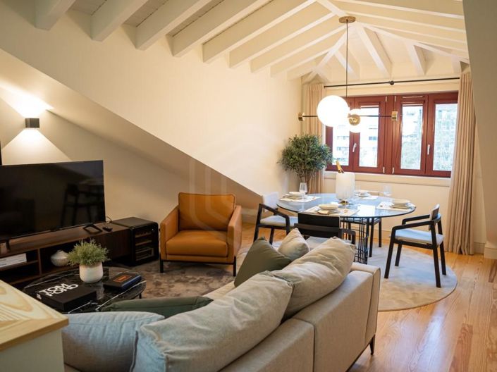 Image No.1-Appartement de 2 chambres à vendre à Porto