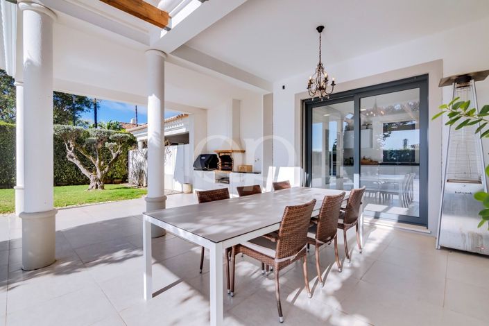 Image No.11-4 Bed House for sale