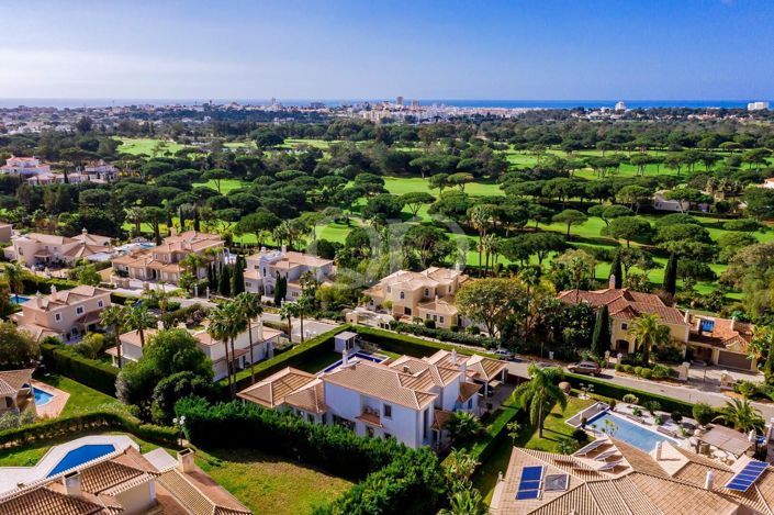 Image No.14-4 Bed House for sale