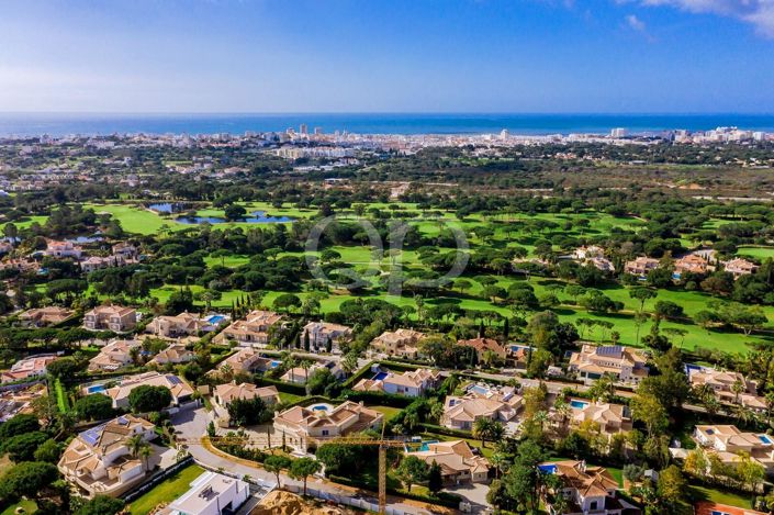 Image No.19-4 Bed House for sale