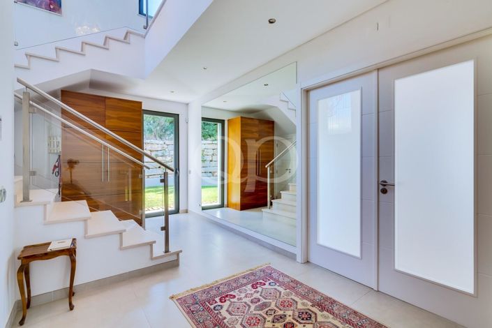 Image No.23-4 Bed House for sale