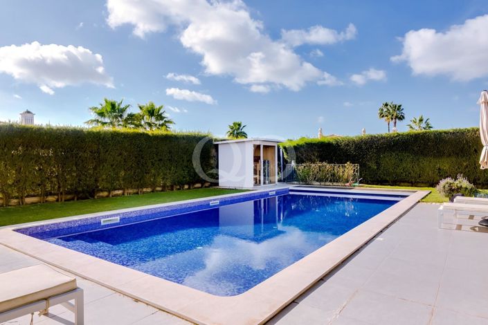 Image No.46-4 Bed House for sale