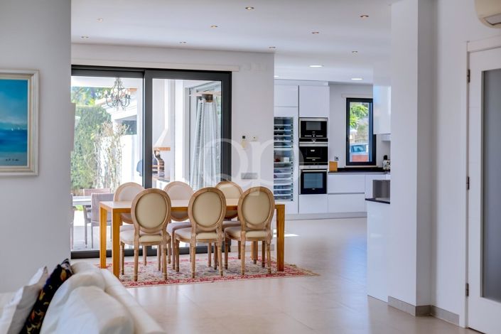 Image No.47-4 Bed House for sale