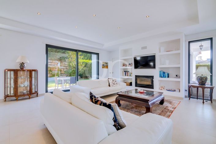 Image No.55-4 Bed House for sale