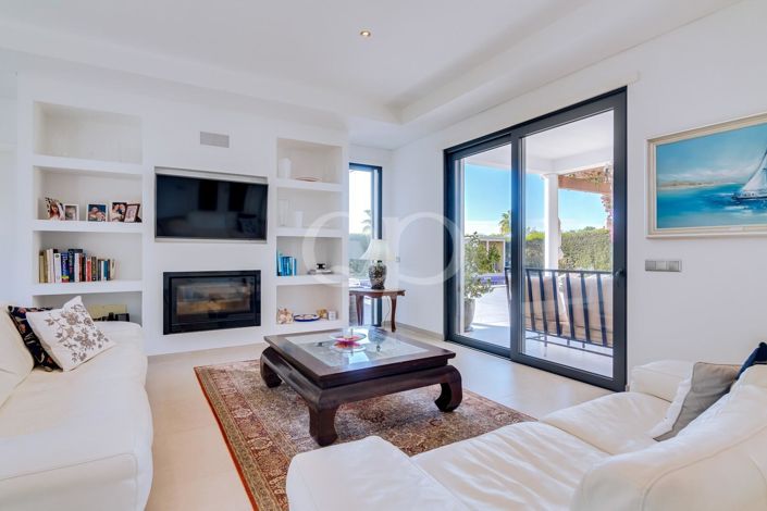 Image No.57-4 Bed House for sale