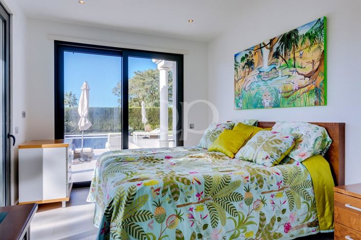 Image No.7-4 Bed House for sale