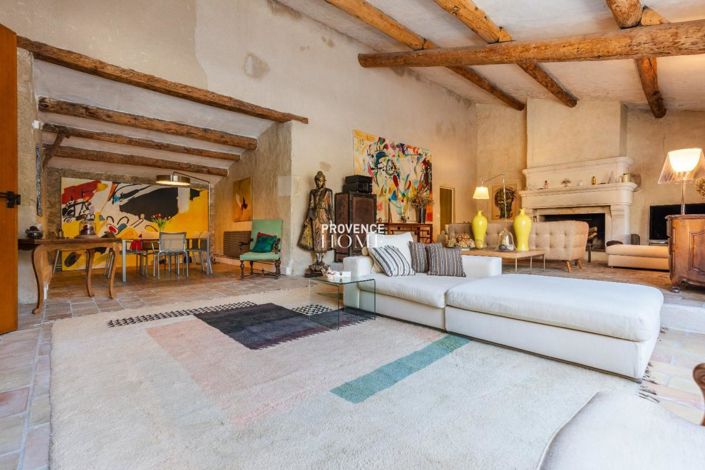 Image No.7-8 Bed House for sale